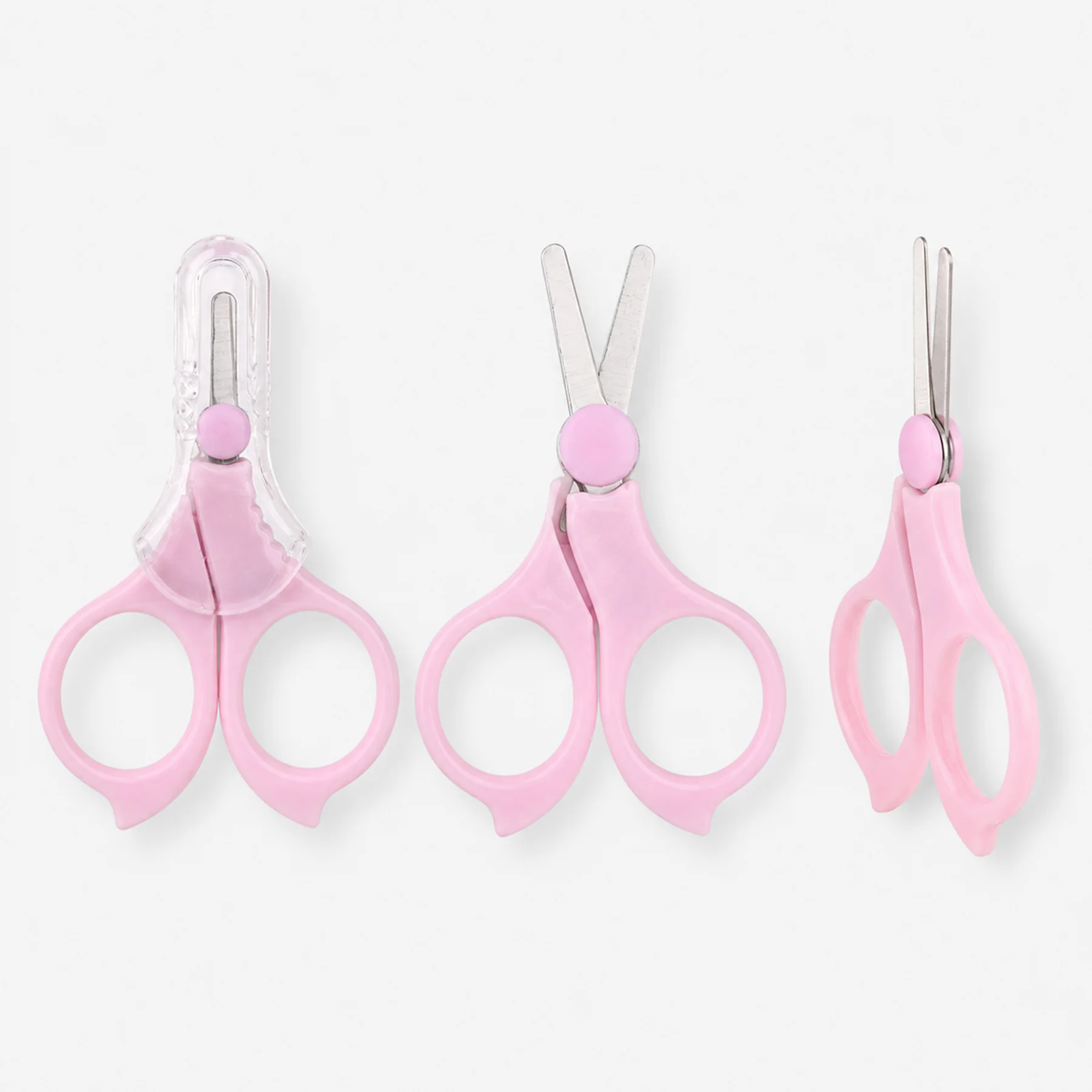 Tijera para uñas de bebé en vistas frontal abierta cerrada y lateral