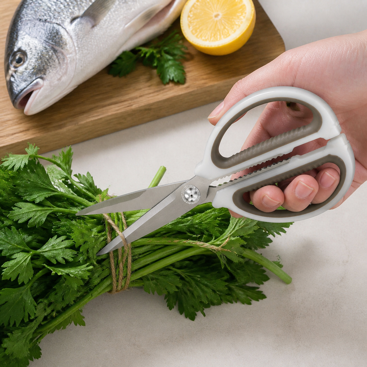 Tijeras de cocina multiuso con hojas metálicas y agarre antideslizante, 17 cm - Imagen 6
