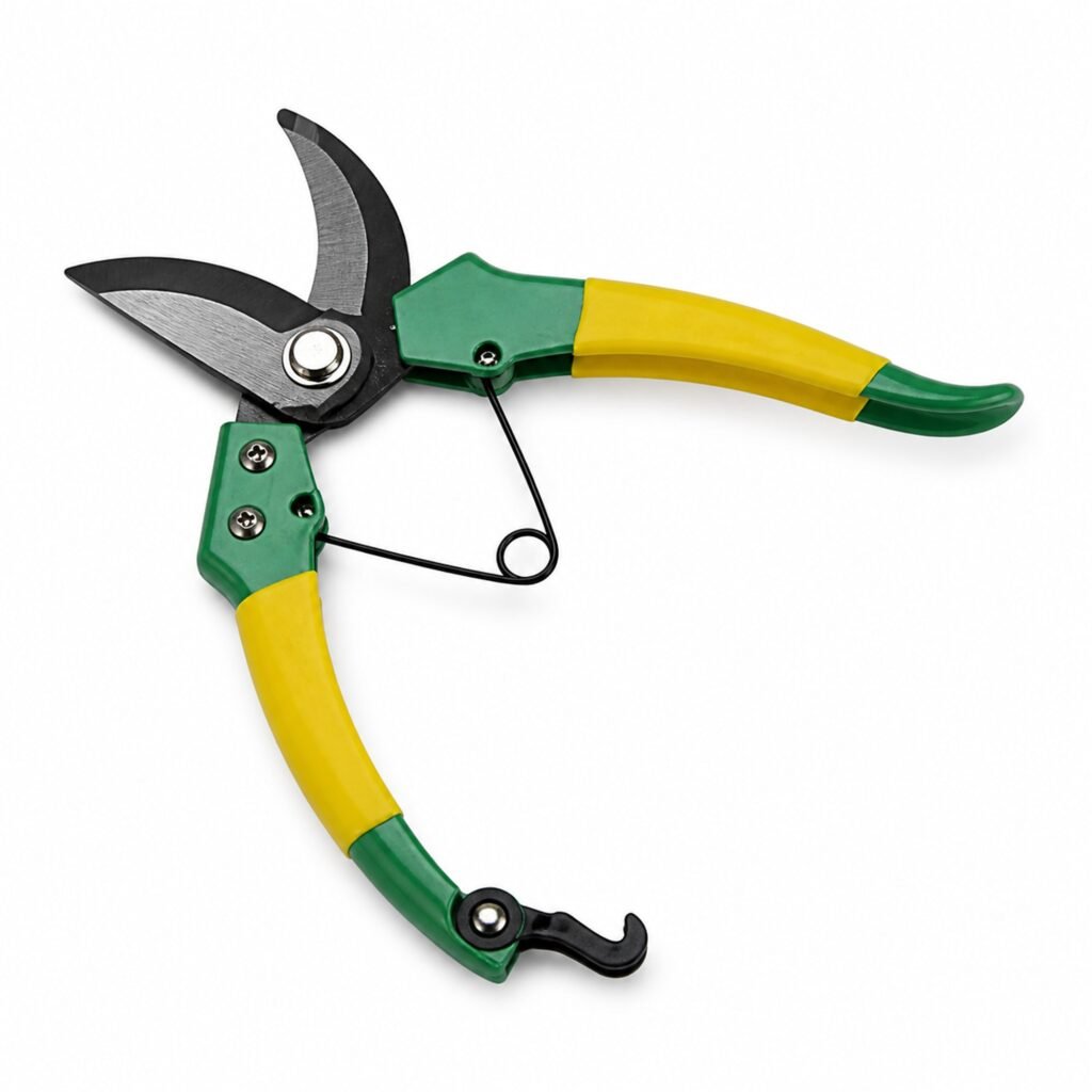 Tijera de podar amarilla y verde con hoja curva, SKU 40040