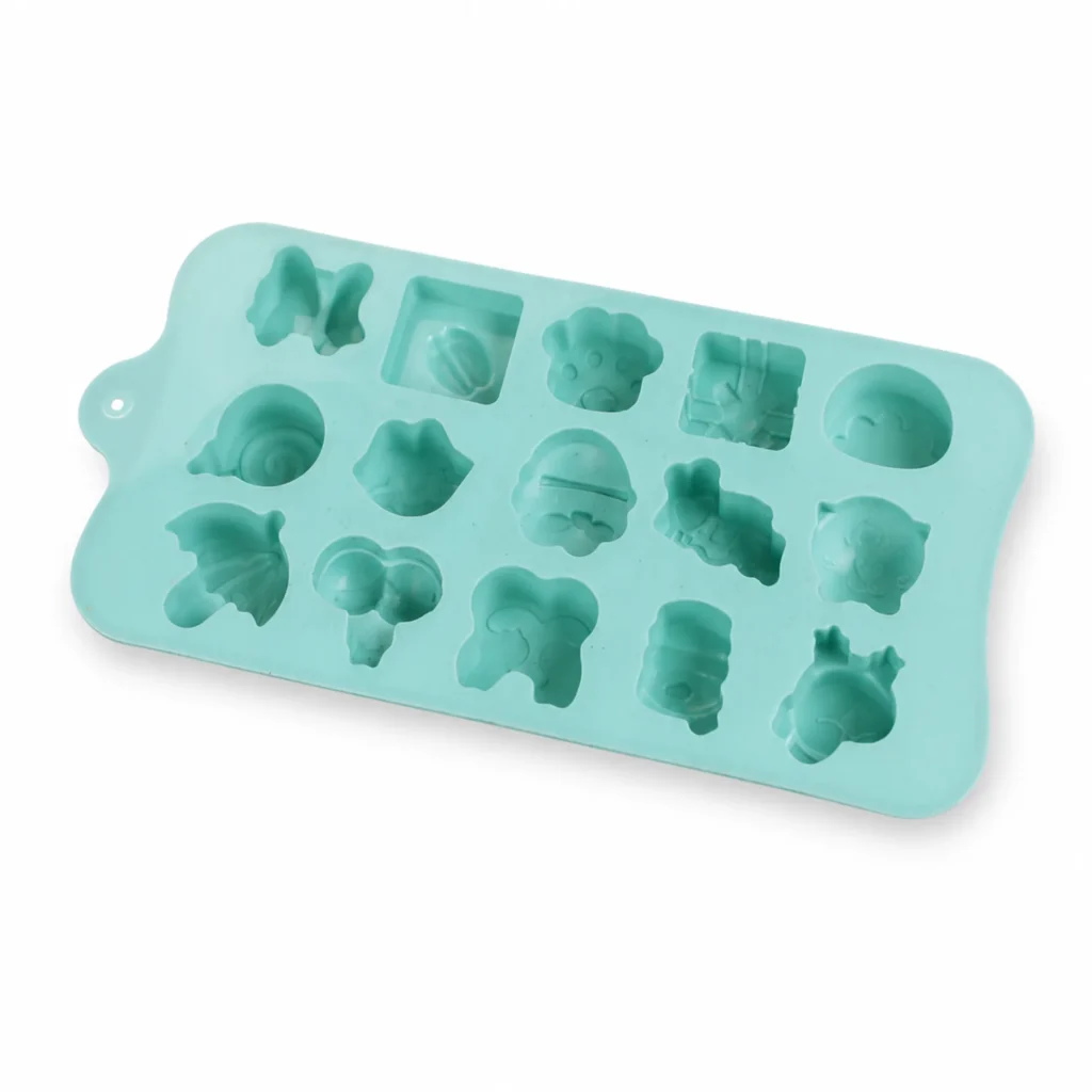 Molde de silicona con 15 cavidades de figuras variadas SKU 62228