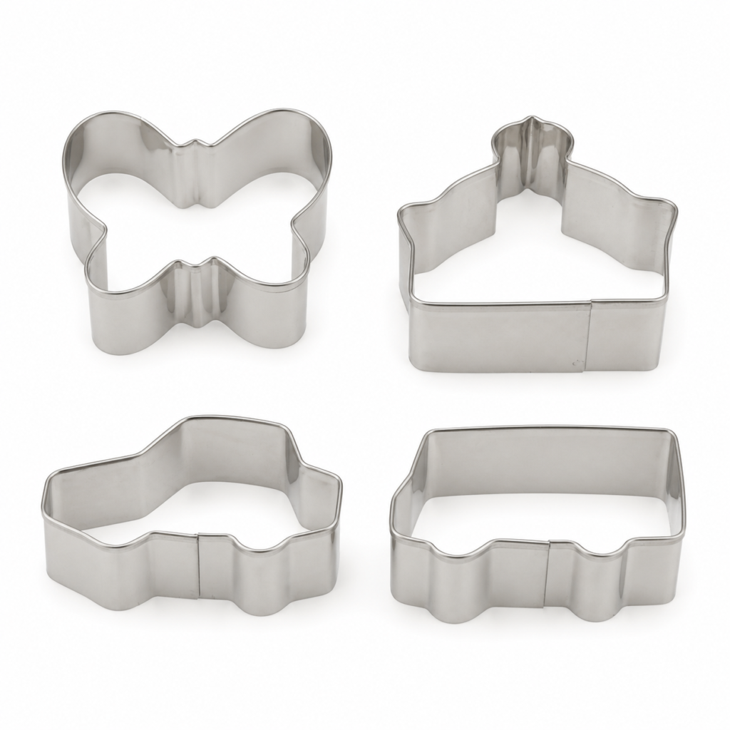 Set de 4 cortadores de galletas de acero inoxidable con mariposa, corona y autos